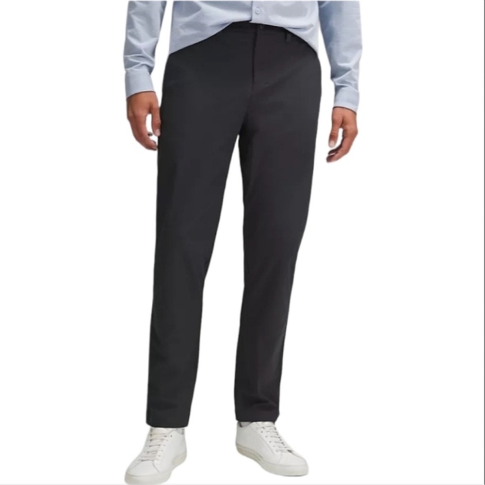 Like New Lululemon ABC Pants in Obsidian size 38